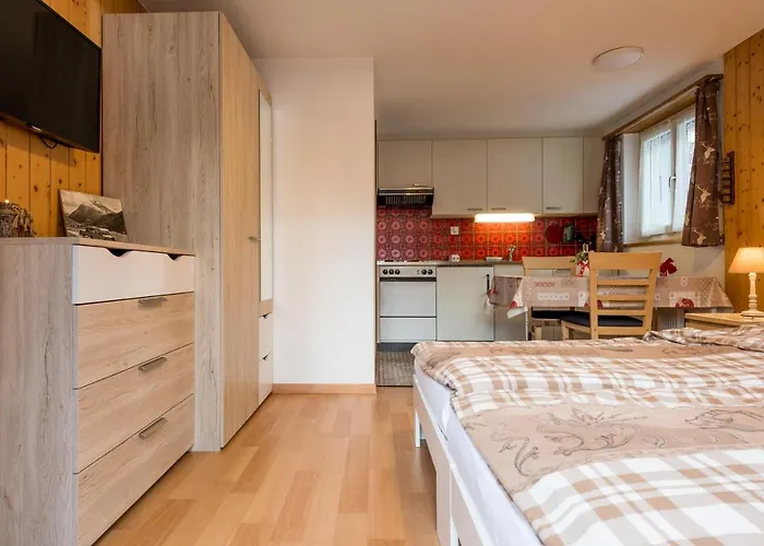 Haus Alpenblick شقة